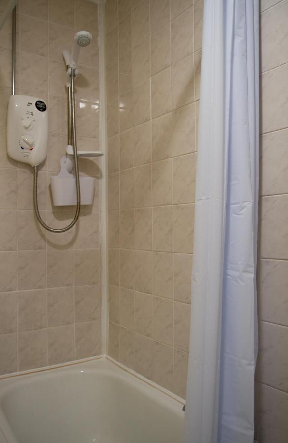 Апартаменти Carvetii - Fox House - 1St Floor Flat Sleeps Up To 8 Данфермлін Екстер'єр фото