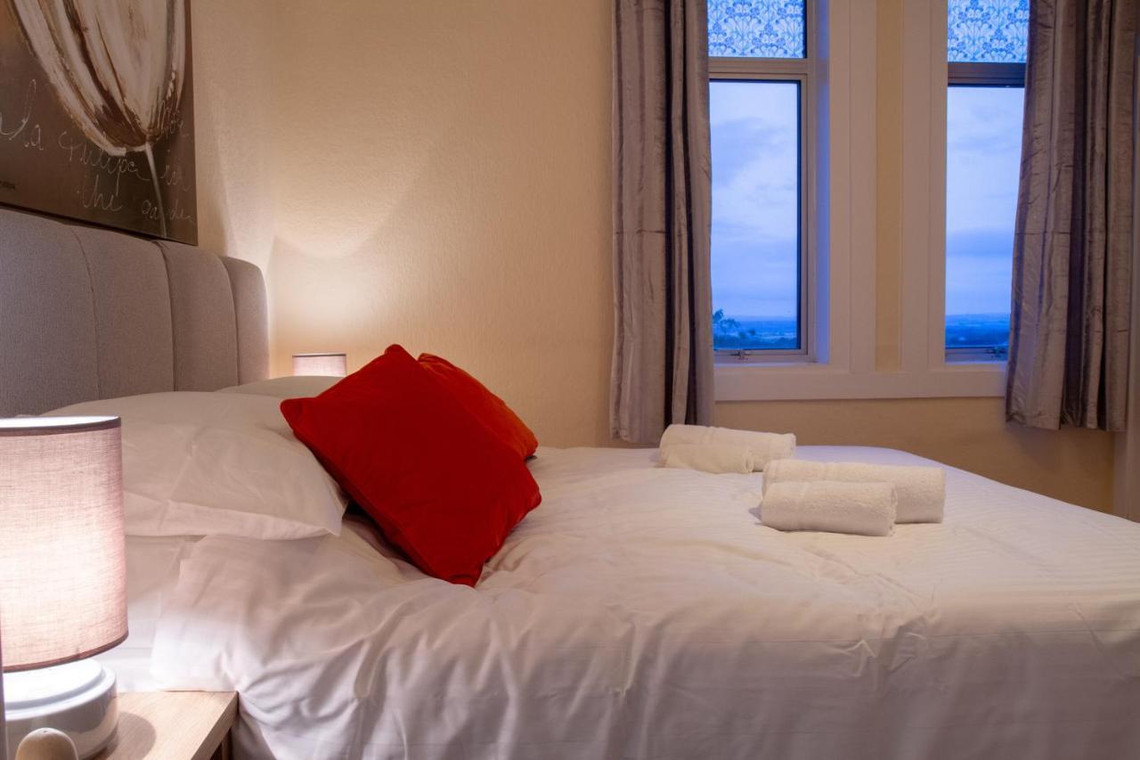 Апартаменти Carvetii - Fox House - 1St Floor Flat Sleeps Up To 8 Данфермлін Екстер'єр фото