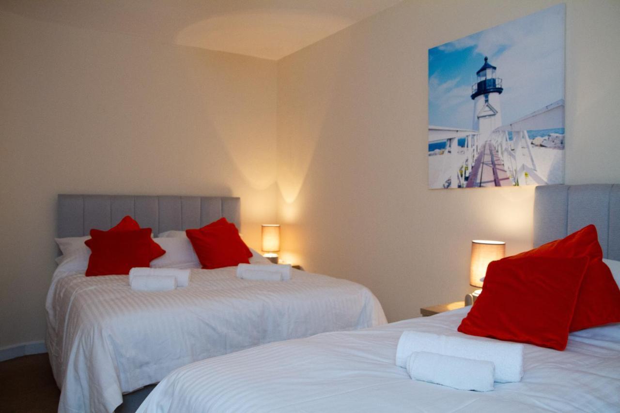 Апартаменти Carvetii - Fox House - 1St Floor Flat Sleeps Up To 8 Данфермлін Екстер'єр фото